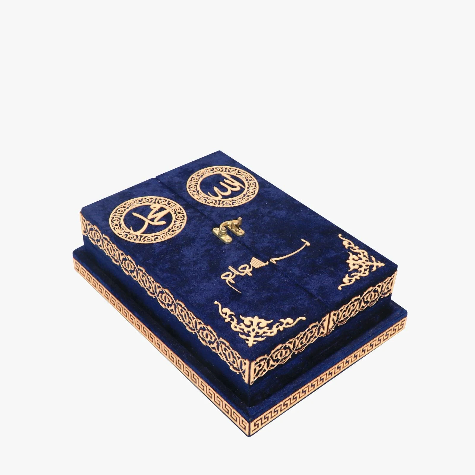 SANDIK KAPLI KİLİTLİ KURANI KERİM 3