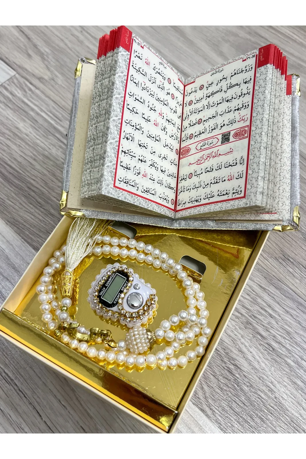 Hediyelik Kutulu Yasin Cüzü Tesbih Ve Taşlı Zikirmatik Seti 2