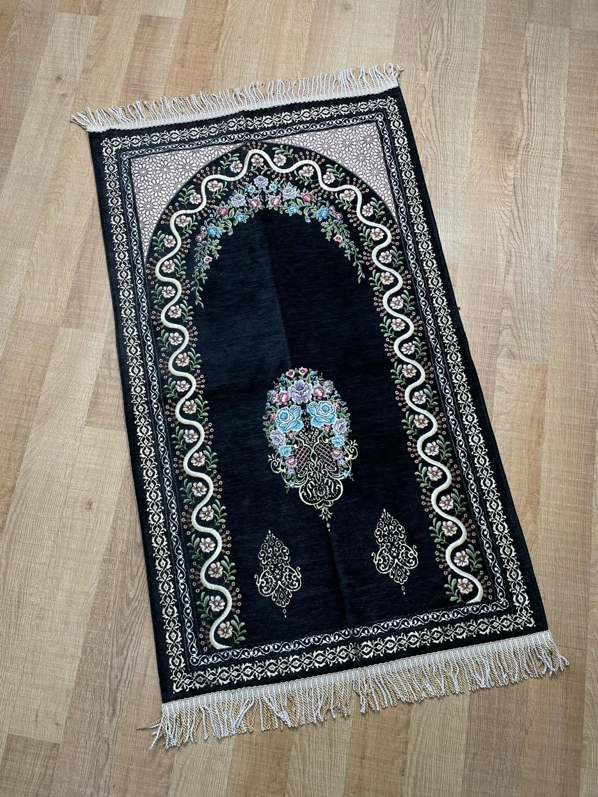 ŞÖNÜL DESENLİ SECCADE 2