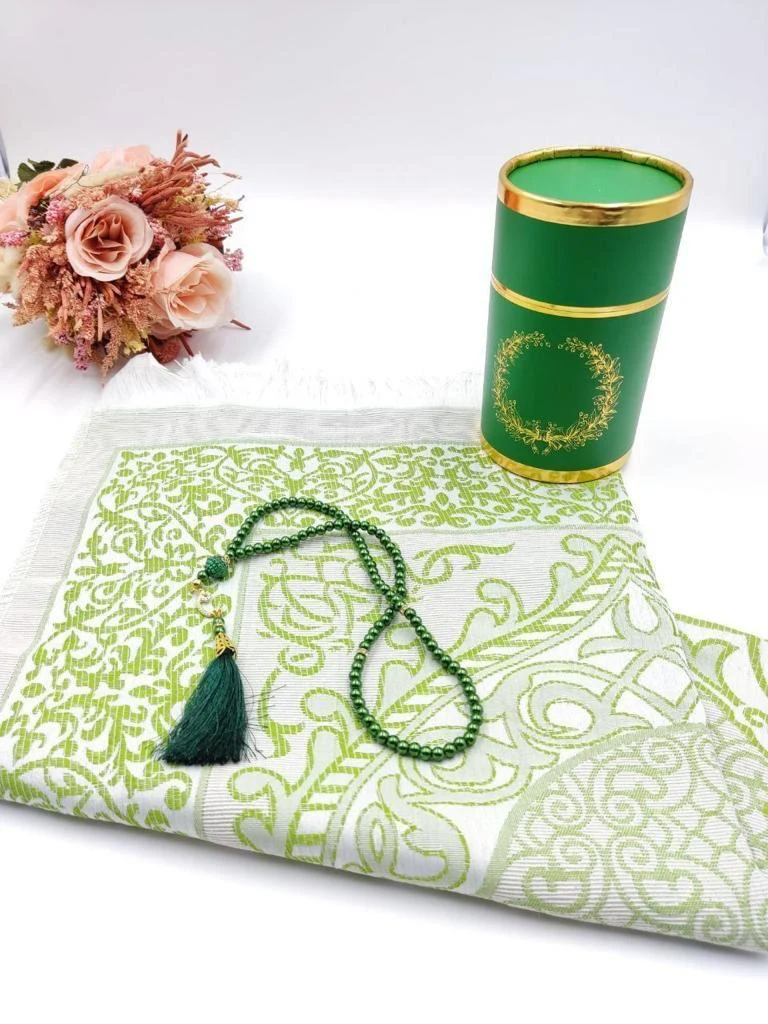 ÇELENK DESENLİ SECCADELİ SİLİNDİR KUTULU SET